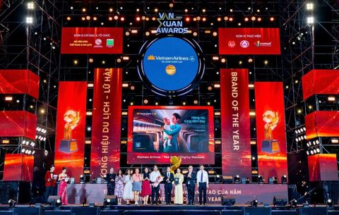 Hàng Loạt Các Chiến Dịch Nổi Bật Trong Năm Qua Được Xướng Tên Tại Đêm Trao Giải Vạn Xuân Awards 2024