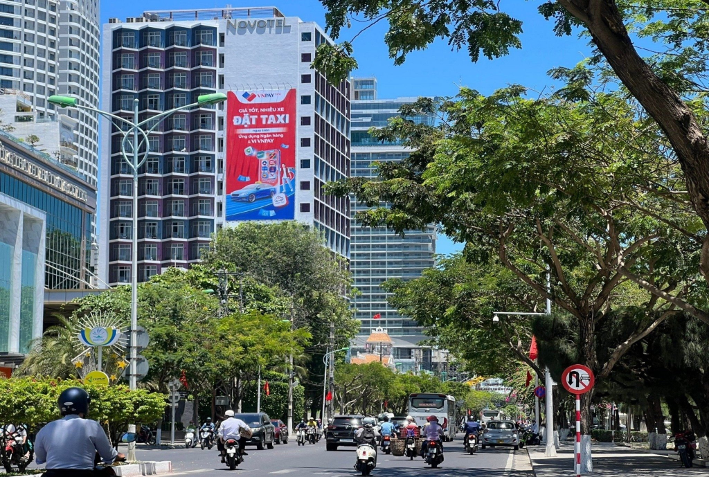 Vị trí chiến lược hiệu quả với quảng cáo ngoài trời Khánh Hoà