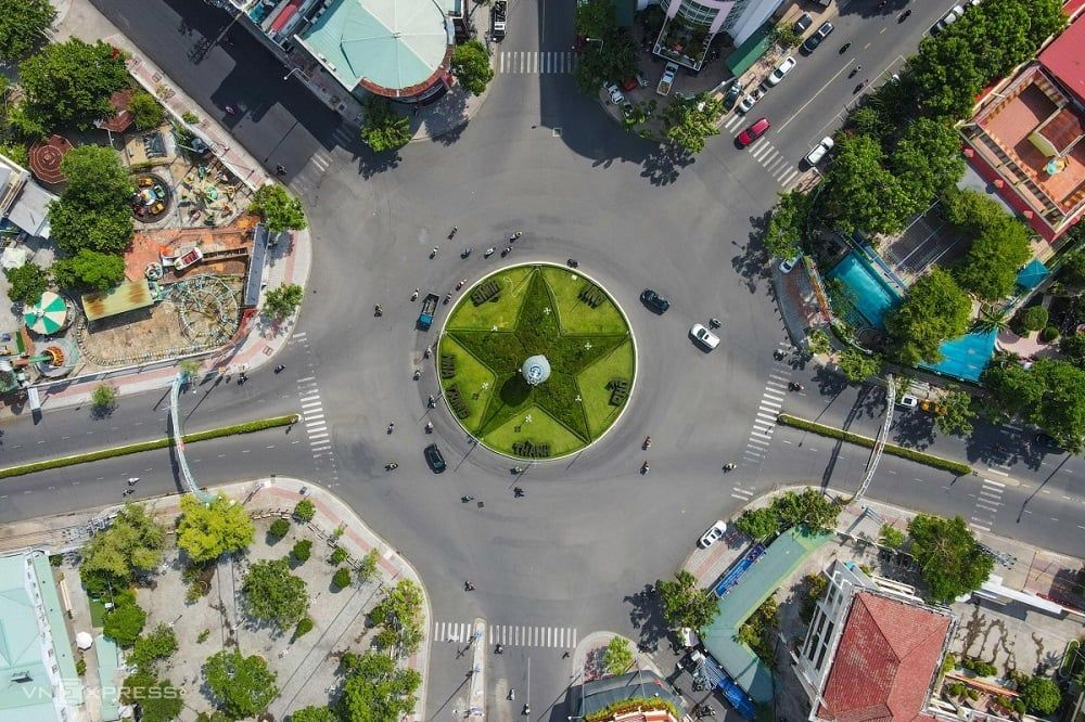 Tăng nhận diện thương hiệu hiệu quả khi thuê billboard tại Quận 10