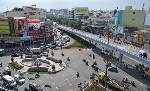 Quảng cáo hiệu quả khi thuê billboard tại Quận Tân Bình