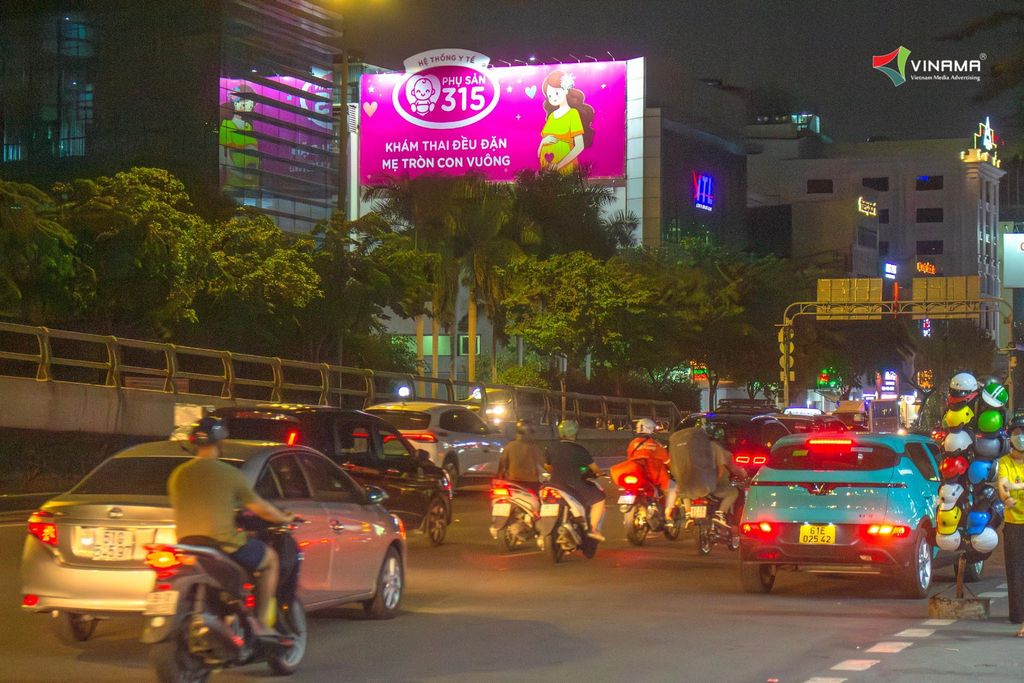 Vì Sao Quảng Cáo Ngoài Trời Giúp Thương Hiệu Được Ghi Nhớ Lâu Hơn