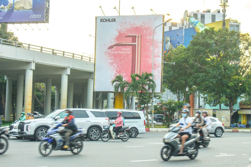 Khám Phá 10 Biển Quảng Cáo Ngoài Trời Ấn Tượng Nhất Bình Thạnh