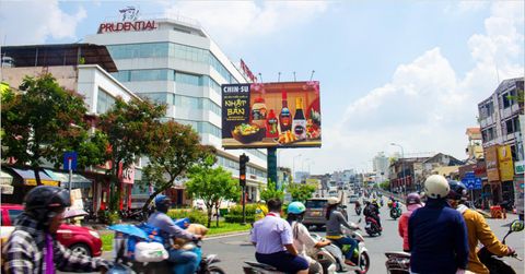 Lợi thế chiến lược khi thương hiệu đầu tư quảng cáo tại Quận 8