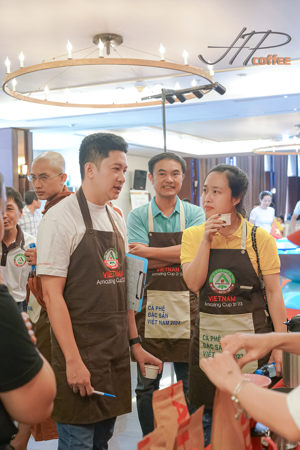 NGHÀNH CÀ PHÊ ĐẶC SẢN TOÀN CẦU THAY ĐỔI: TỪ Q GRADER ĐẾN CVA – CƠ HỘI VÀ THÁCH THỨC CHO NHÀ SẢN XUẤT CÀ PHÊ VIỆT NAM