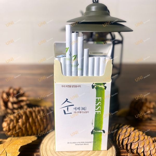 Bên Trong Esse Trúc (Bản Hàn Quốc)