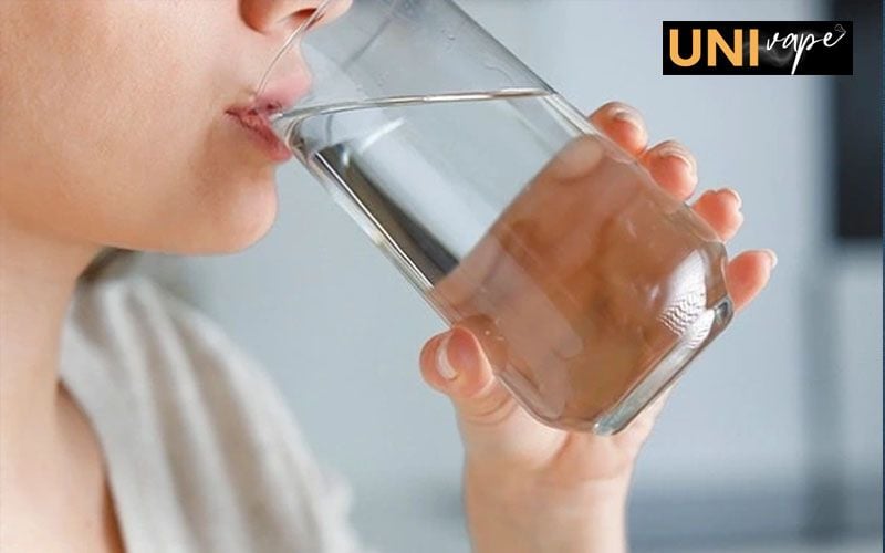 uống nhiều nước