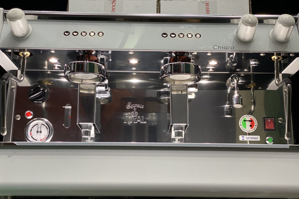 may-pha-ca-phe-royal-chiara-giesse-2-group-may-y-chuyen-nghiep-bao-hanh-12-thang