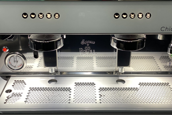 may-pha-ca-phe-royal-chiara-giesse-2-group-may-y-chuyen-nghiep-bao-hanh-12-thang