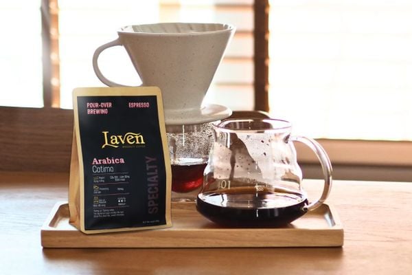 ca-phe-dao-thu-cong-arabica-pour-over-huong-vi-doc-dao
