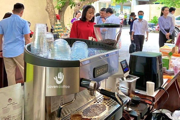 Cà phê pha máy thơm ngon tại Triển lãm