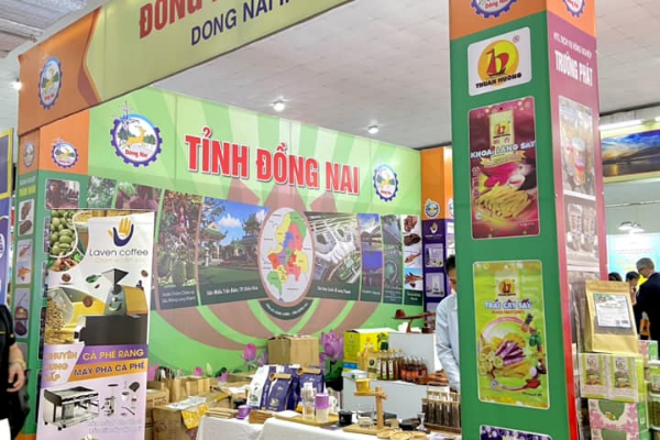 Gian hàng Laven Coffee và các thương hiệu đại diện khác của tỉnh Đồng Nai tại hội chợ
