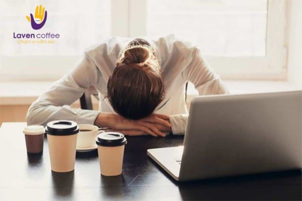 Cà phê có thể gây say cà phê khiến đầu óc choáng váng