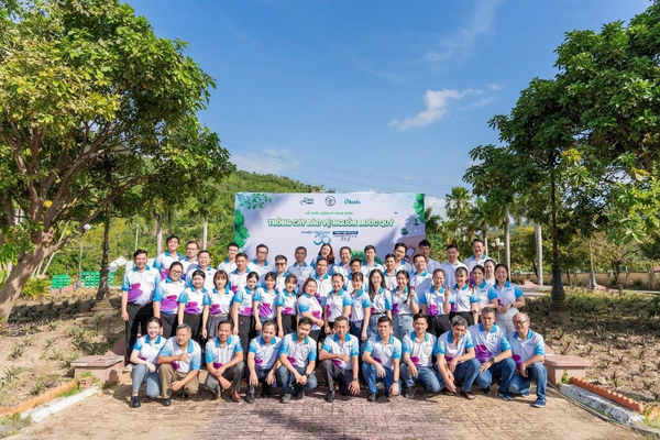 Quá trình hình thành nguồn nước khoáng kiềm thiên nhiên.
