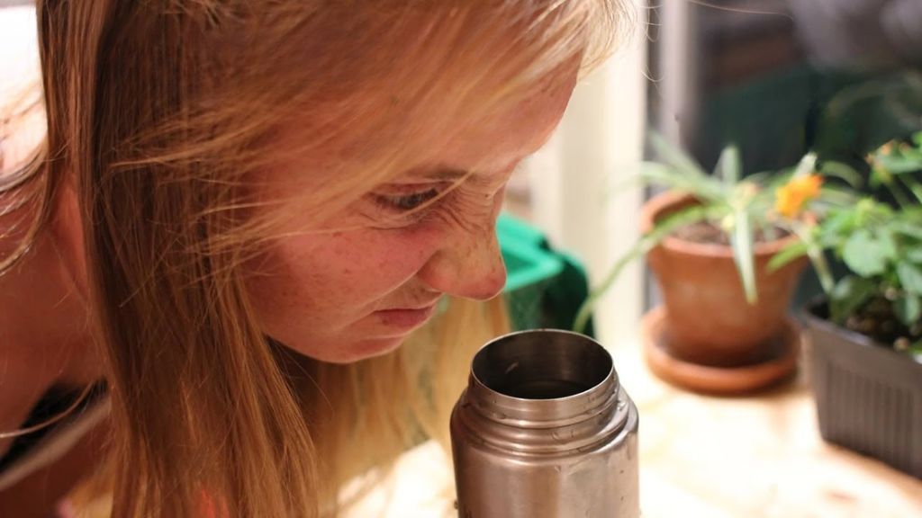 5 cách khử mùi bình giữ nhiệt mới mua hiệu quả và nhanh chóng