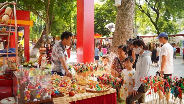 Lễ hội quà tặng du lịch Hà Nội 2025: Món quà ý nghĩa từ thủ đô