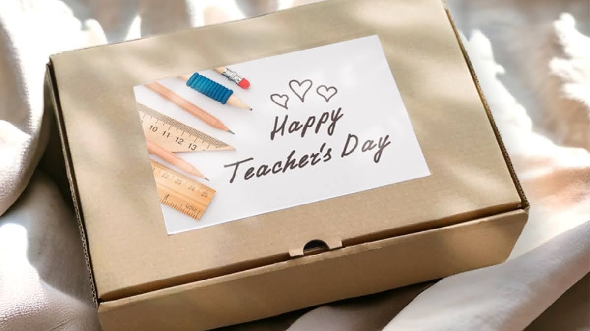 Gợi ý 15 món quà tặng tri ân thầy cô đầy ý nghĩa