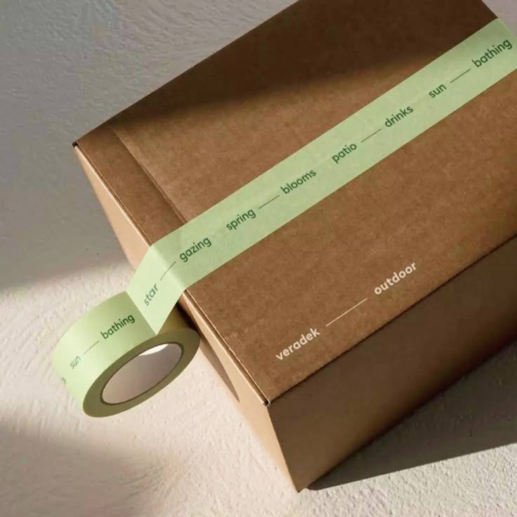 Băng dính in logo cho văn phòng