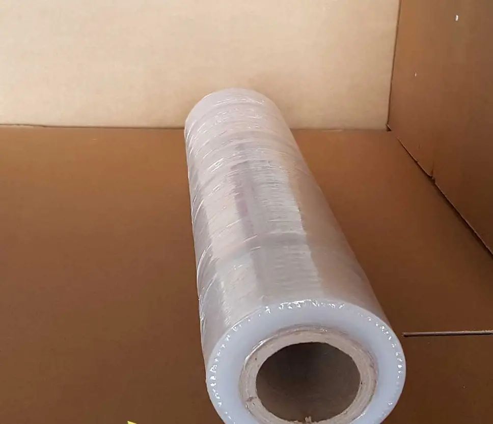 Màng pe bọc hàng: Giải pháp bảo vệ và vận chuyển an toàn cho sản phẩm