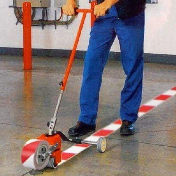 Băng keo dán nền phân khu vực nhà kho