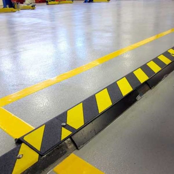 Băng keo dán nền phân khu vực nhà kho