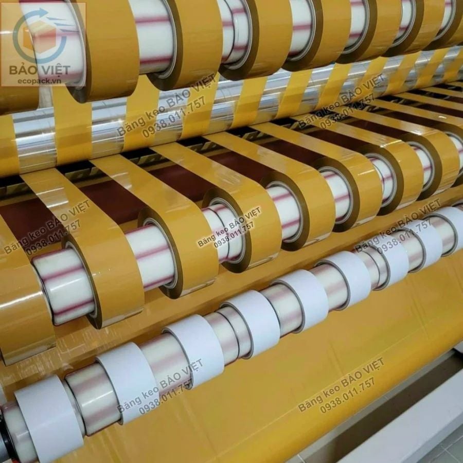 Băng keo đục dán thùng carton