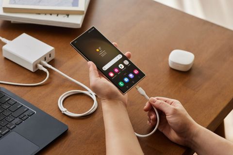 Sạc nhanh iPhone có gây chai pin?