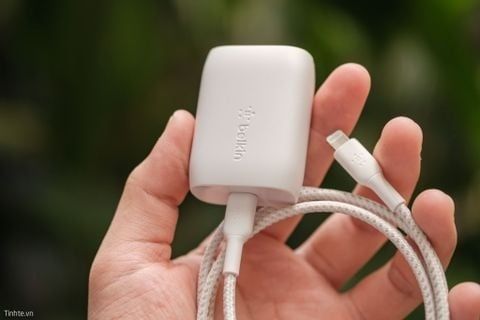 Top 5 củ sạc tốt nhất cho iPhone 12