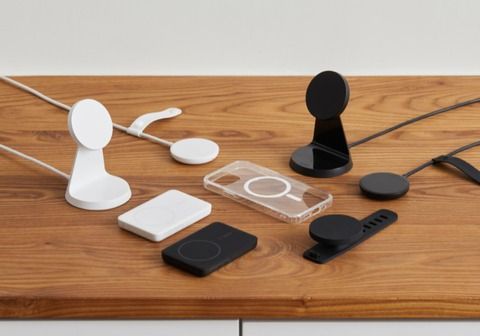 Lựa chọn những phụ kiện sạc tốt nhất cho iPhone 13