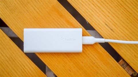 Những củ sạc hiếm hoi xuất hiện trong Apple Store!