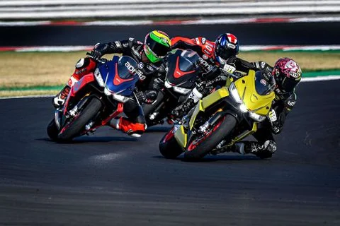 Aprilia Racing khởi động mùa giải MotoGP 2022 đầy mạnh mẽ