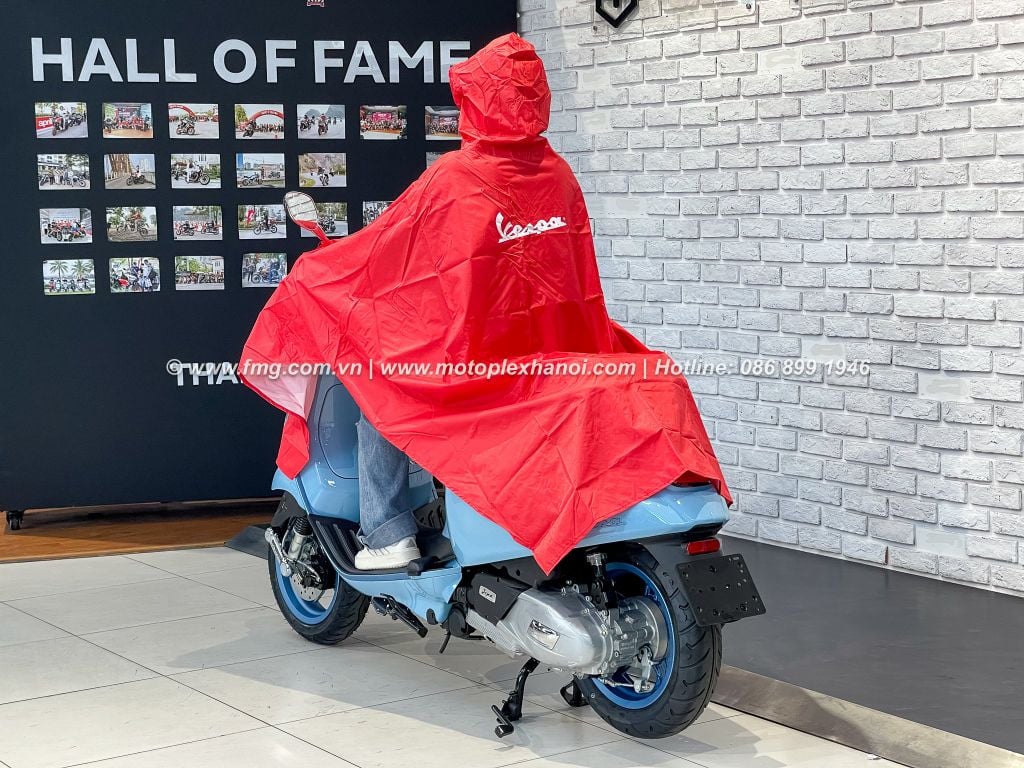 Áo Mưa Vespa chính hãng tại FMG Mobility | Motoplex Hanoi
