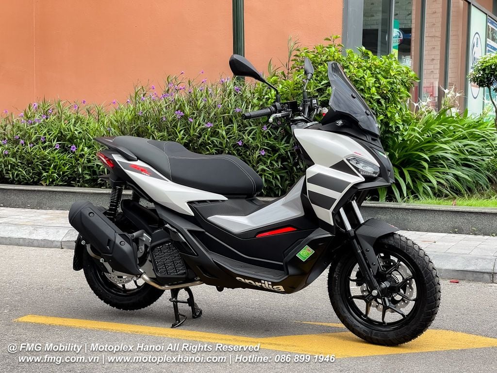 Khung xe Aprilia SR GT 200 khung thép đôi, kích thước (DxRxC): 1920 mm x 765 mm x 1295 mm, chiều cao yên 799 mm