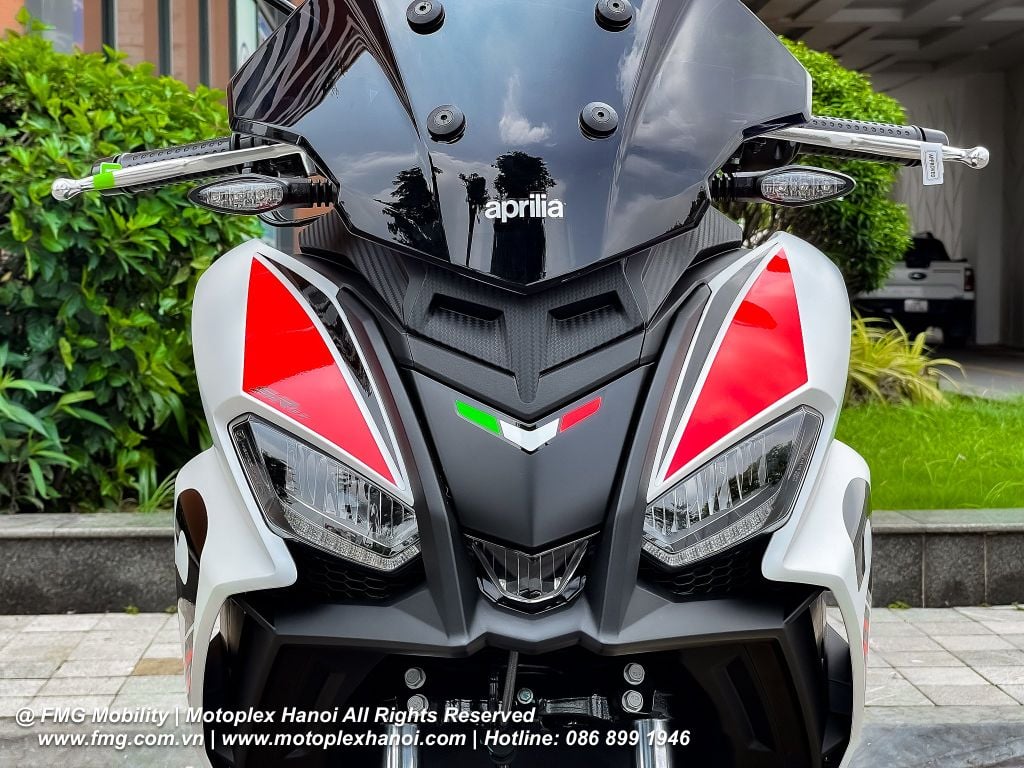 Hệ thống đèn pha Full Led trên Aprilia SR GT 200 Sport