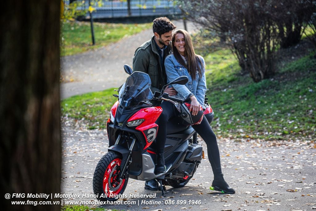 Người sở hữu Aprilia SR GT Sport 200 chỉ cần bằng lái A1 thông thường để có những chuyến đi đầy ý nghĩa