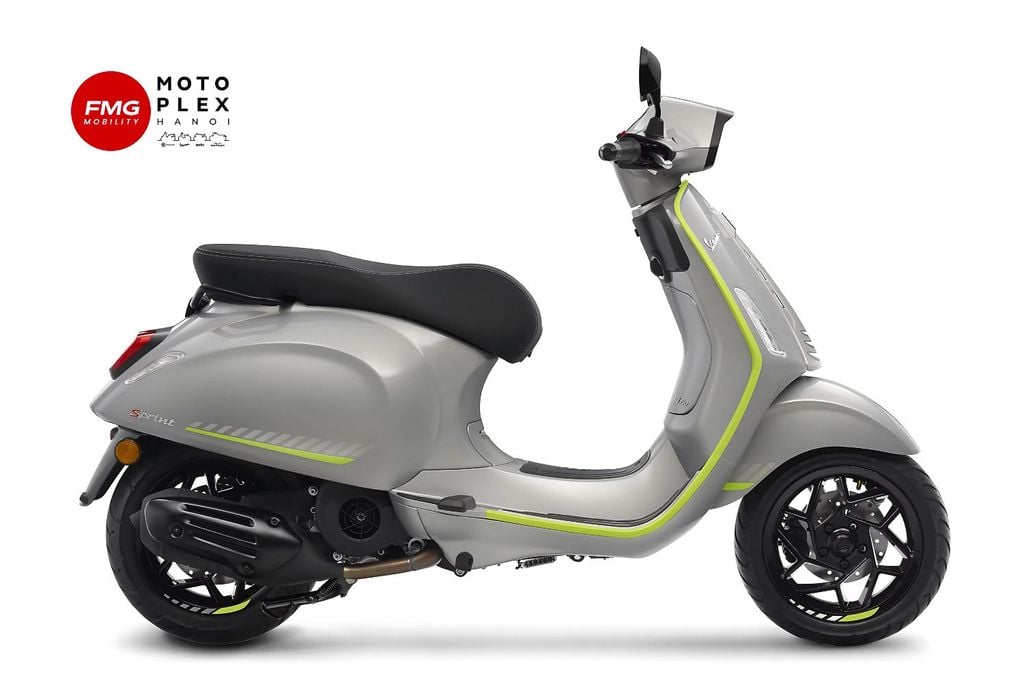 Vespa Sprint Tech 2025 màu Grey Entusiasta (Xám băng tuyết)
