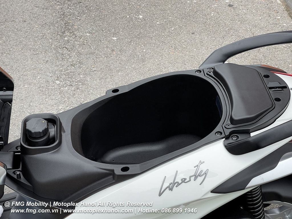 Piaggio Liberty S được phân phối chính hãng tại FMG Mobility | Motoplex Hanoi