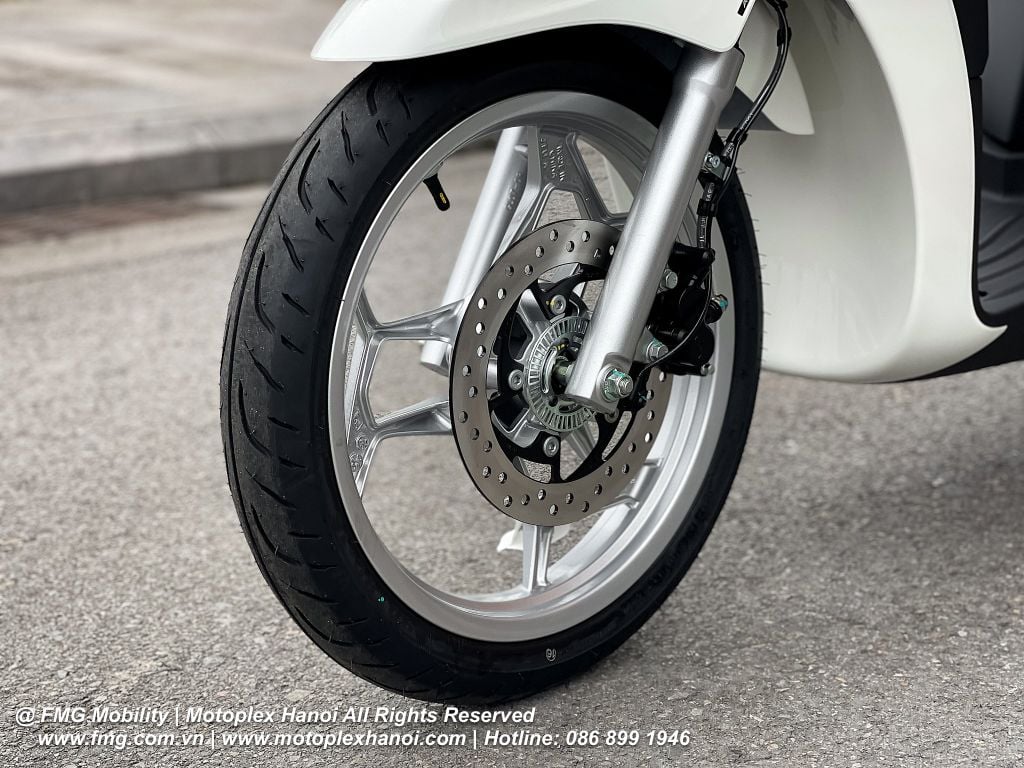 Piaggio Liberty S được phân phối chính hãng tại FMG Mobility | Motoplex Hanoi