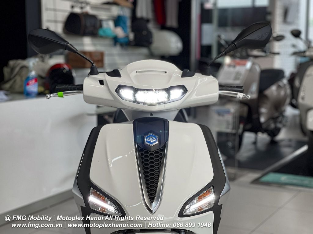 Đèn xi nhan điều hướng mí Led Daylight hiện đại, trẻ trung trên Piaggio Liberty
