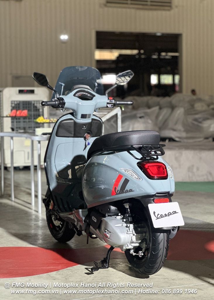 Vespa Sprint 2025 trong lễ ra mắt tại Piaggio Việt Nam