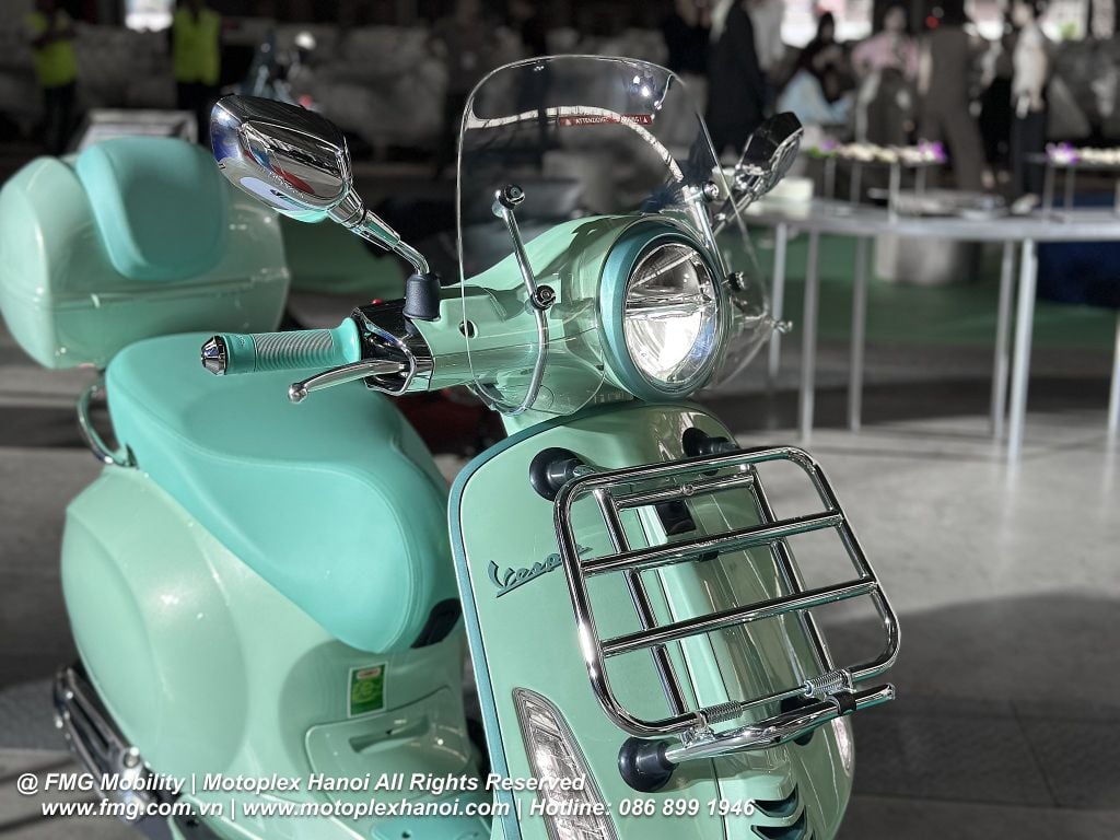 Hình Ảnh Vespa Primavera 2025 trong sự kiện ra ,mắt tại Piaggio Việt Nam