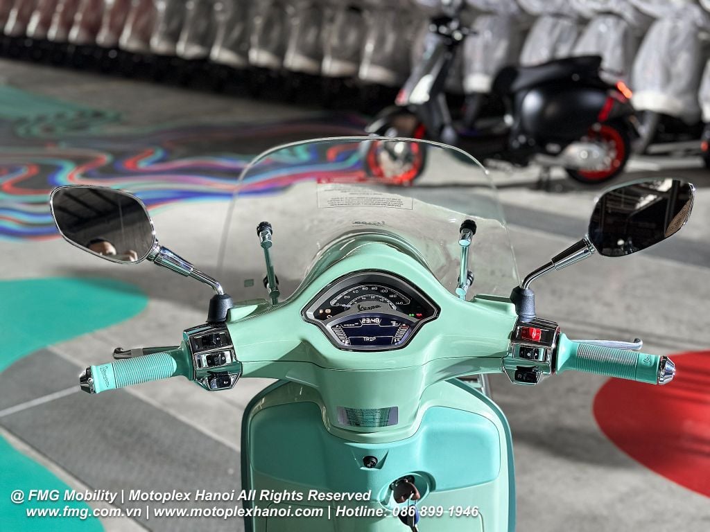 Hình Ảnh Vespa Primavera 2025 trong sự kiện ra ,mắt tại Piaggio Việt Nam