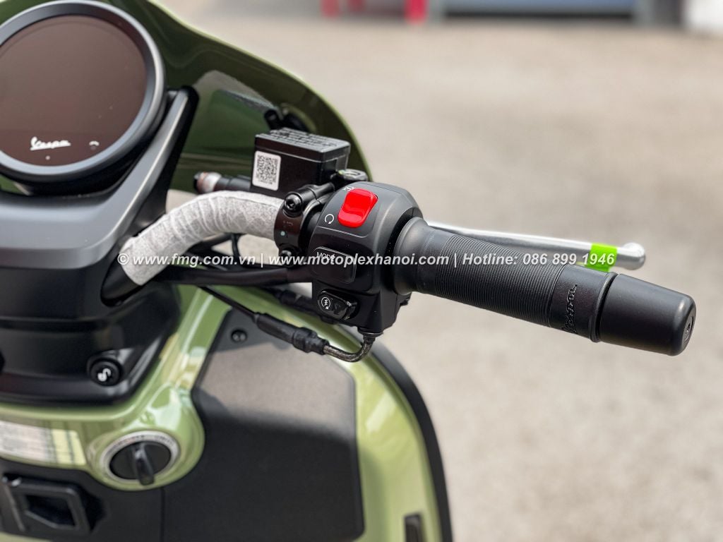 Hình Ảnh Vespa GTV 300 2025 tại FMG Mobility | Motoplex Hanoi