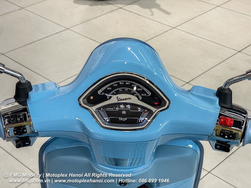 Màn hình LCD  3-inch hiện đại kết nối Điện thoại thông minh qua Bluetooth trên Vespa Primavera S 125