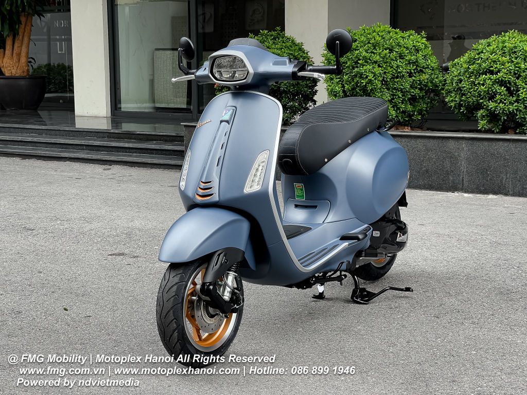 Vespa Sprint Officina 8 2025 với hàng loạt điểm nhấn thiết kế di sản