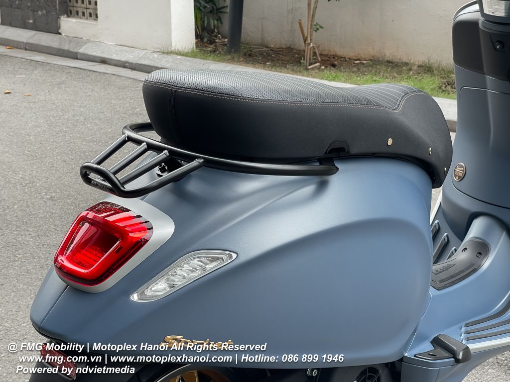 Vespa Sprint Officina 8 2025 chính hãng tại FMG Mobility | Motoplex Hanoi