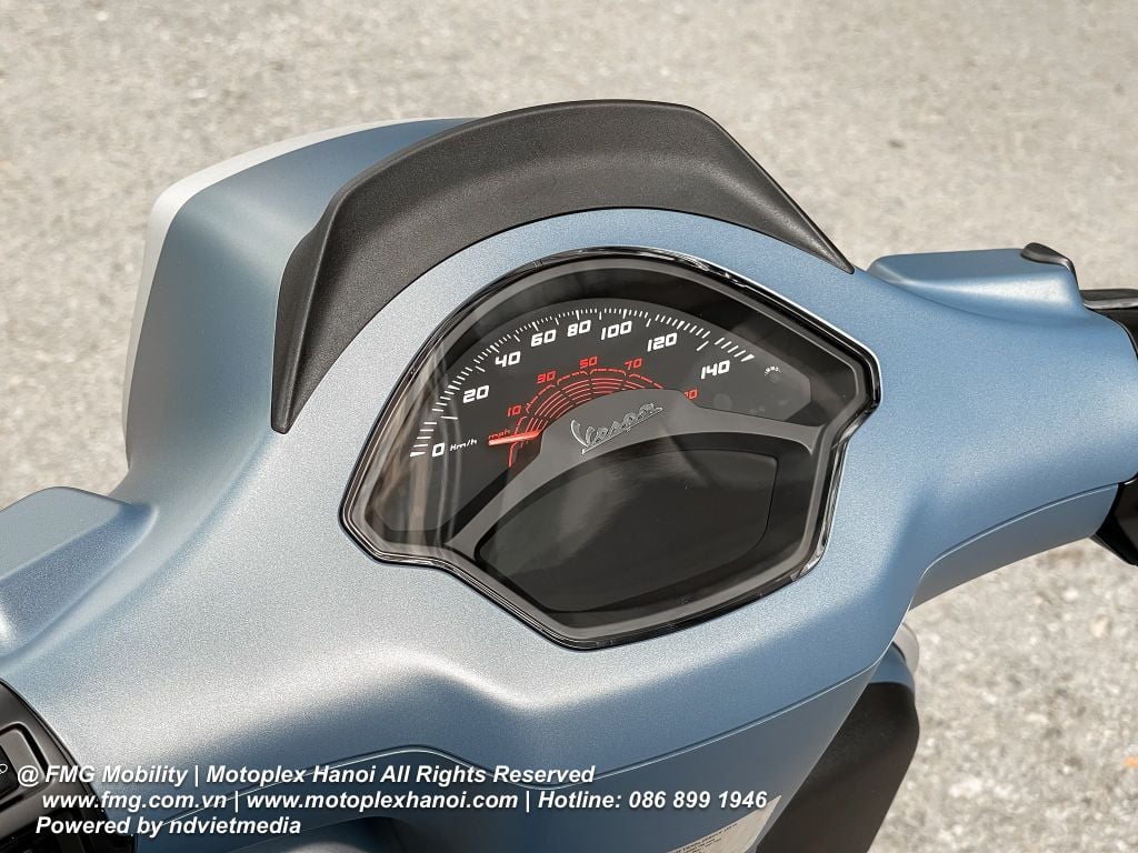 Màn hình hiển thị Analog-LCD thiết kế mới trên Vespa Sprint Officina 8 sắc nét và trực quan