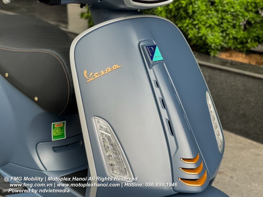 Cụm đèn xi nhan điều hướng cũng được thiết kế Led đảm bảo chiếu sáng và an toàn khi đi trên đường