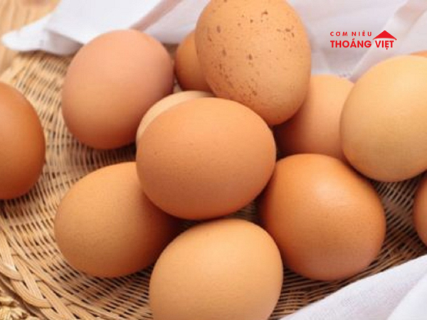 Một quả trứng bao nhiêu calo