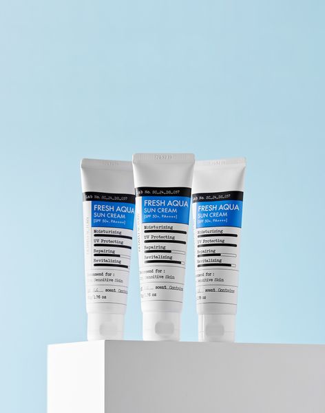 CHỐNG NẮNG - DƯỠNG ẨM CHỈ TRONG 1 BƯỚC VỚI KEM CHỐNG NẮNG FRESH AQUA SUN CREAM