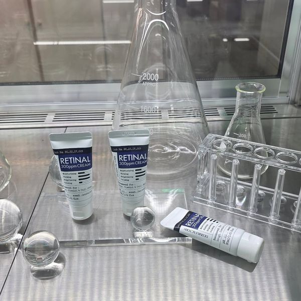 pop-up-store-Derma-Factory